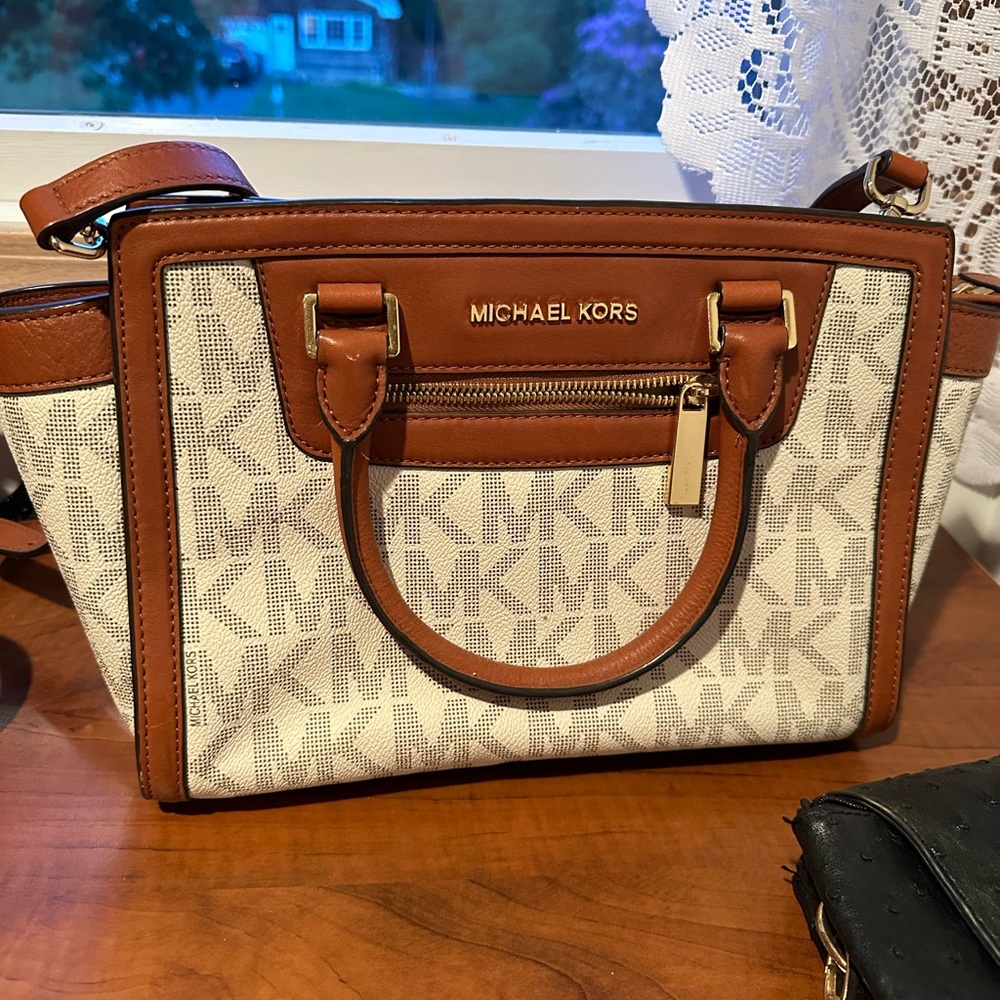 Michael Kors bag